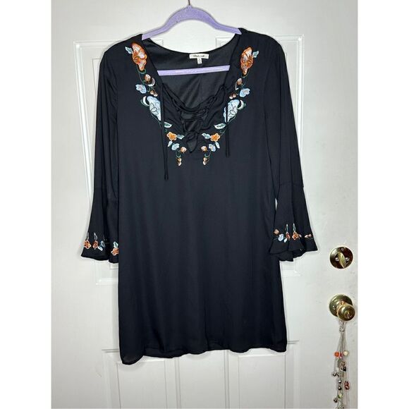 Bleuh Ciel Black Lace up Embroidered Tunic Size Small - Picture 1 of 6
